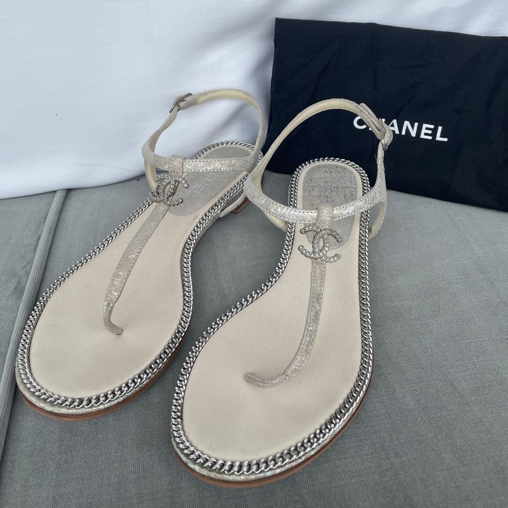 Chanel Silver Metallic Thong Sandals with Chain Details and Diamanté CC